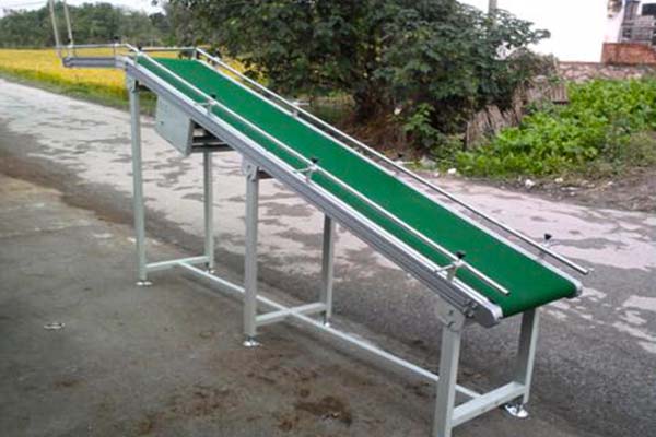 皮帶輸送機(jī) 皮帶輸送機(jī)